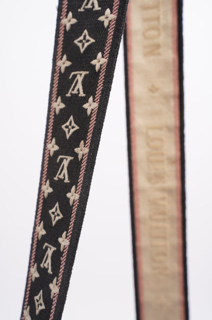 Louis Vuitton Womens Twist Black Epi Leather