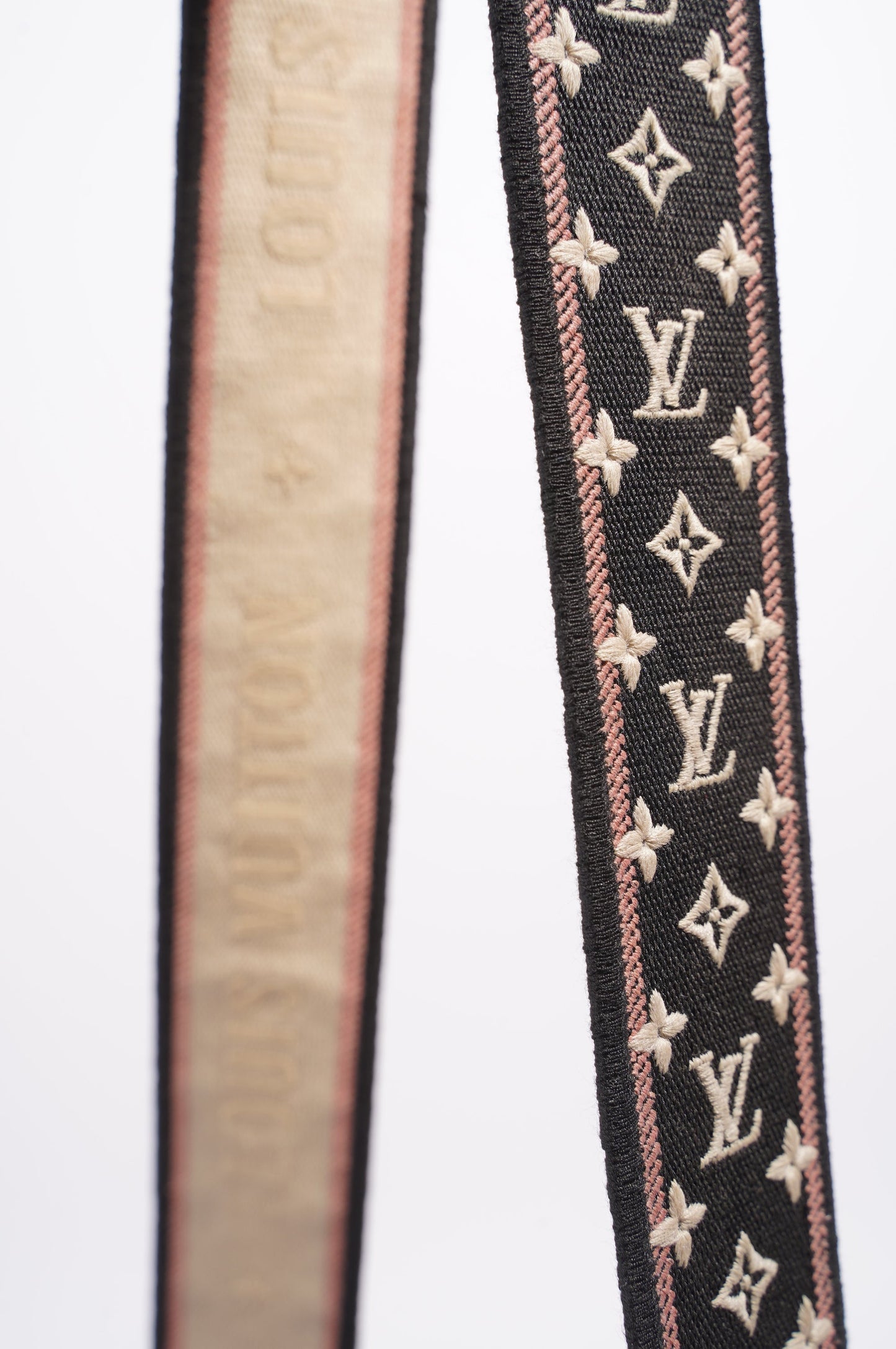 Louis Vuitton Womens Twist Black Epi Leather