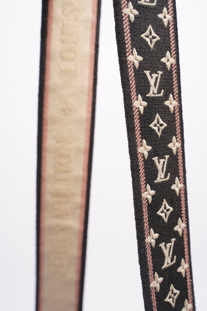 Louis Vuitton Womens Twist Black Epi Leather