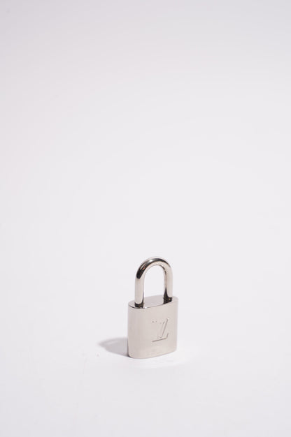 Louis Vuitton Womens Alma Epi Green BB
