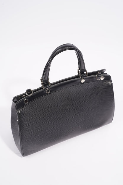Louis Vuitton Womens Brea Black Epi Leather MM
