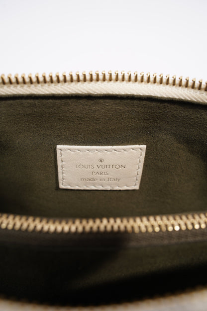 Louis Vuitton Womens Coussin Cream PM