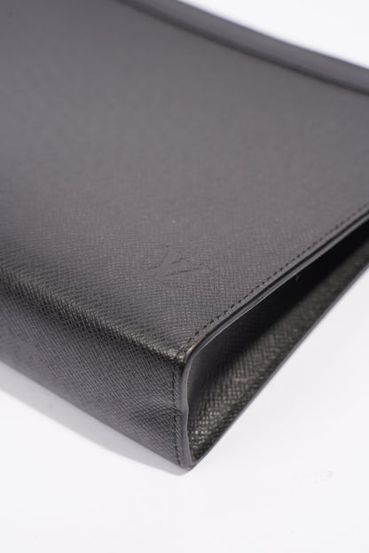 Louis Vuitton Mens Pochette Voyage Black MM