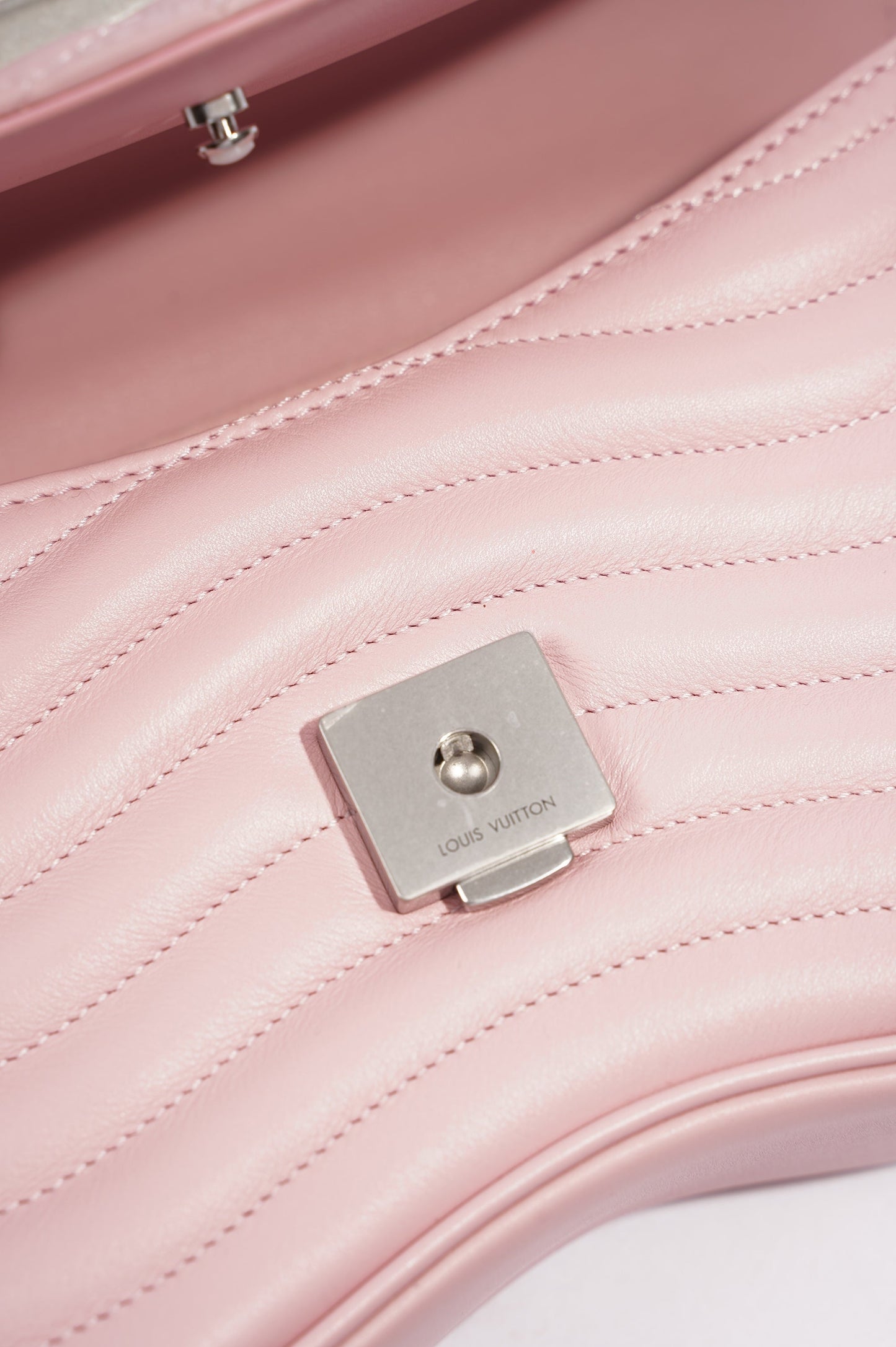 Louis Vuitton Womens New Wave Pink