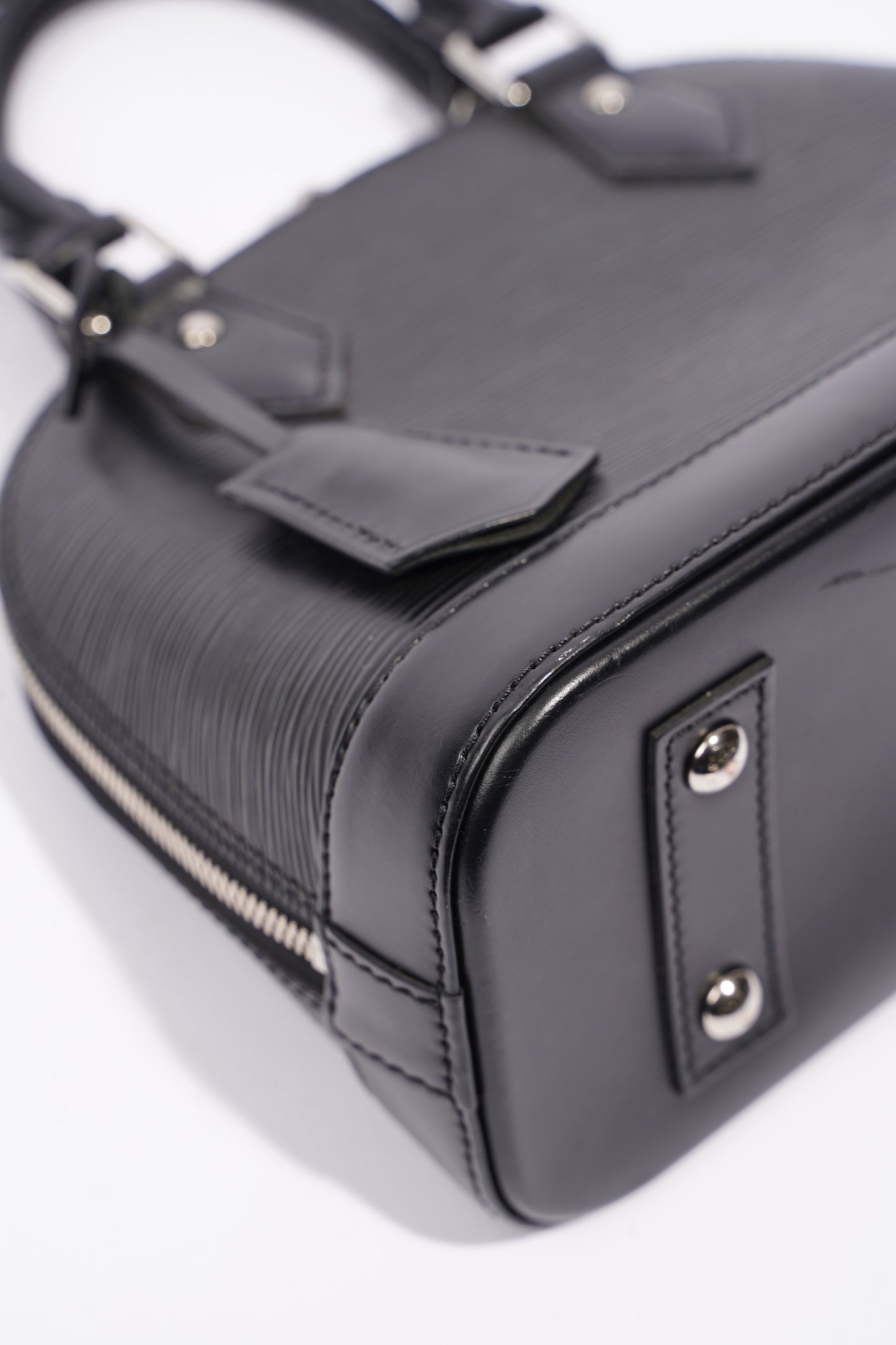 Louis Vuitton Womens Alma Black Epi Leather BB