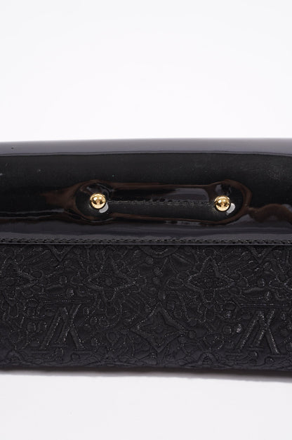 Louis Vuitton Womens Vintage Patent Clutch Black