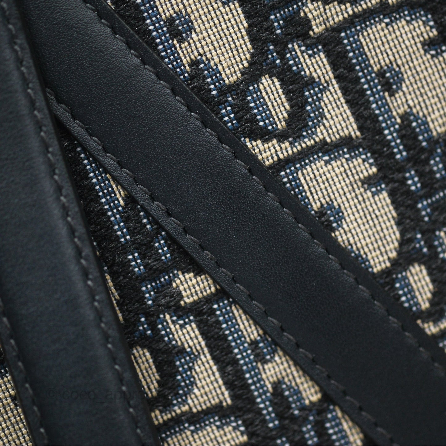 Christian Dior Saddle Bag Navy Dior Oblique Embroidery Gold Hardware
