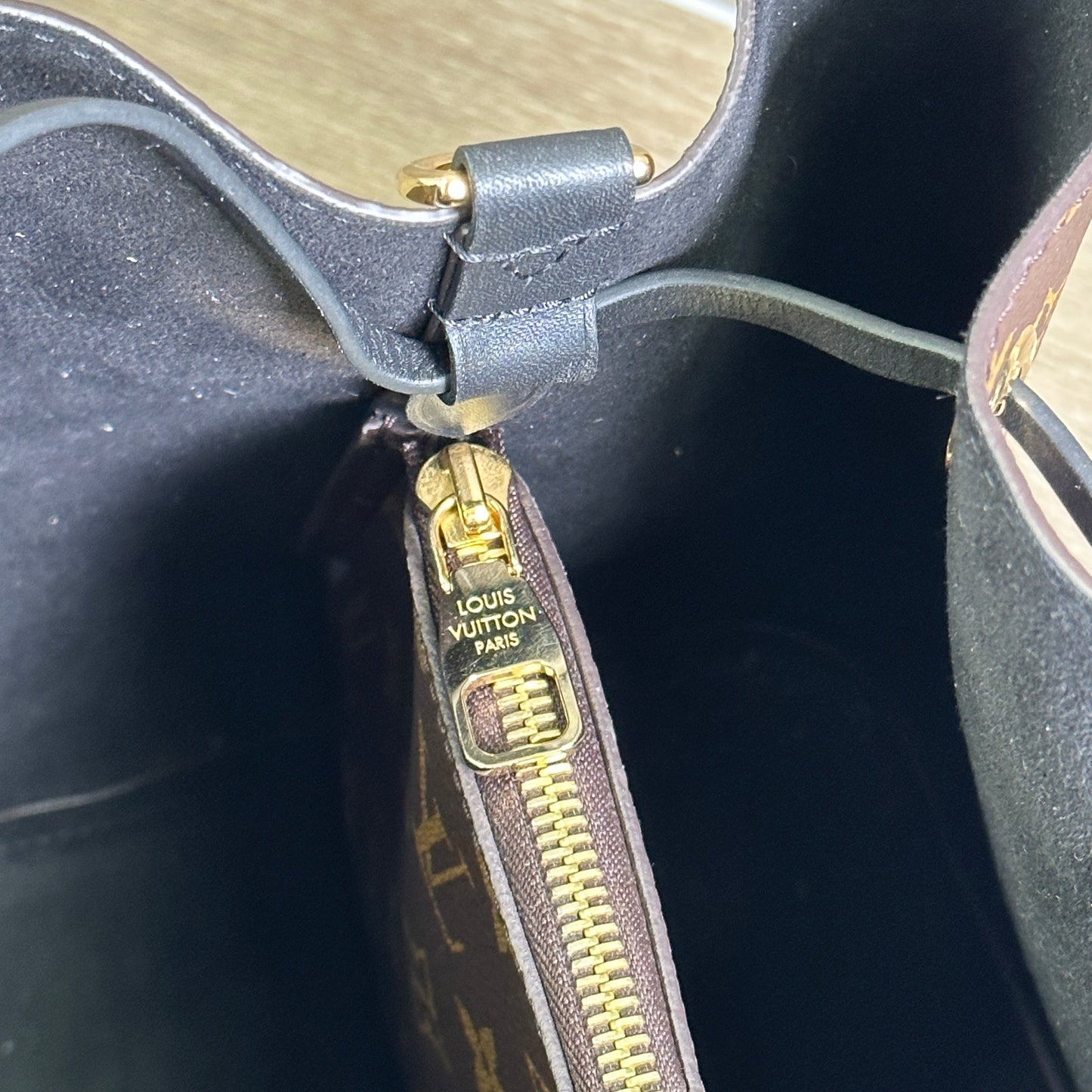 Louis Vuitton NÃ©oNoÃ© MM Monogram Black