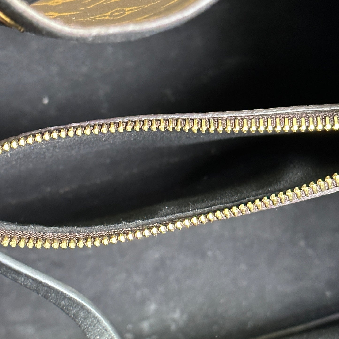 Louis Vuitton NÃ©oNoÃ© MM Monogram Black