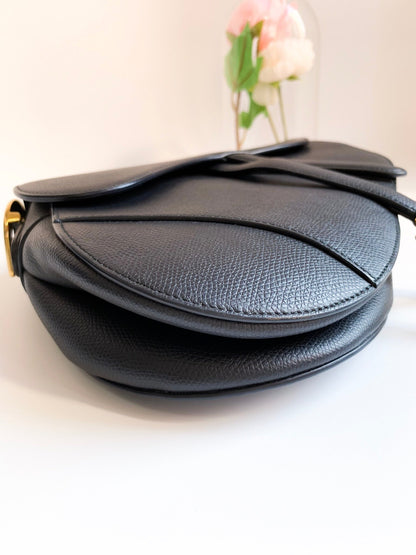 Dior Saddle Medium Black Grained Calfskin GHW⁣
