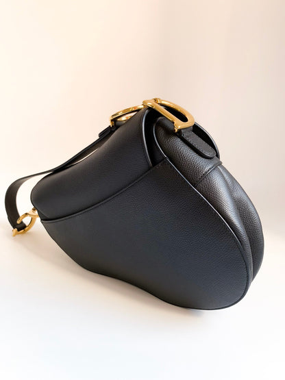 Dior Saddle Medium Black Grained Calfskin GHW⁣