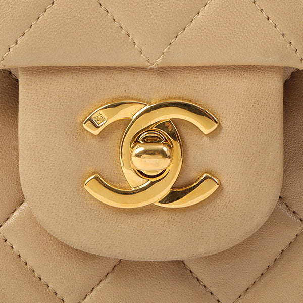 Chanel Around 1995 Made Classic Flap Chain Bag 25Cm Beige