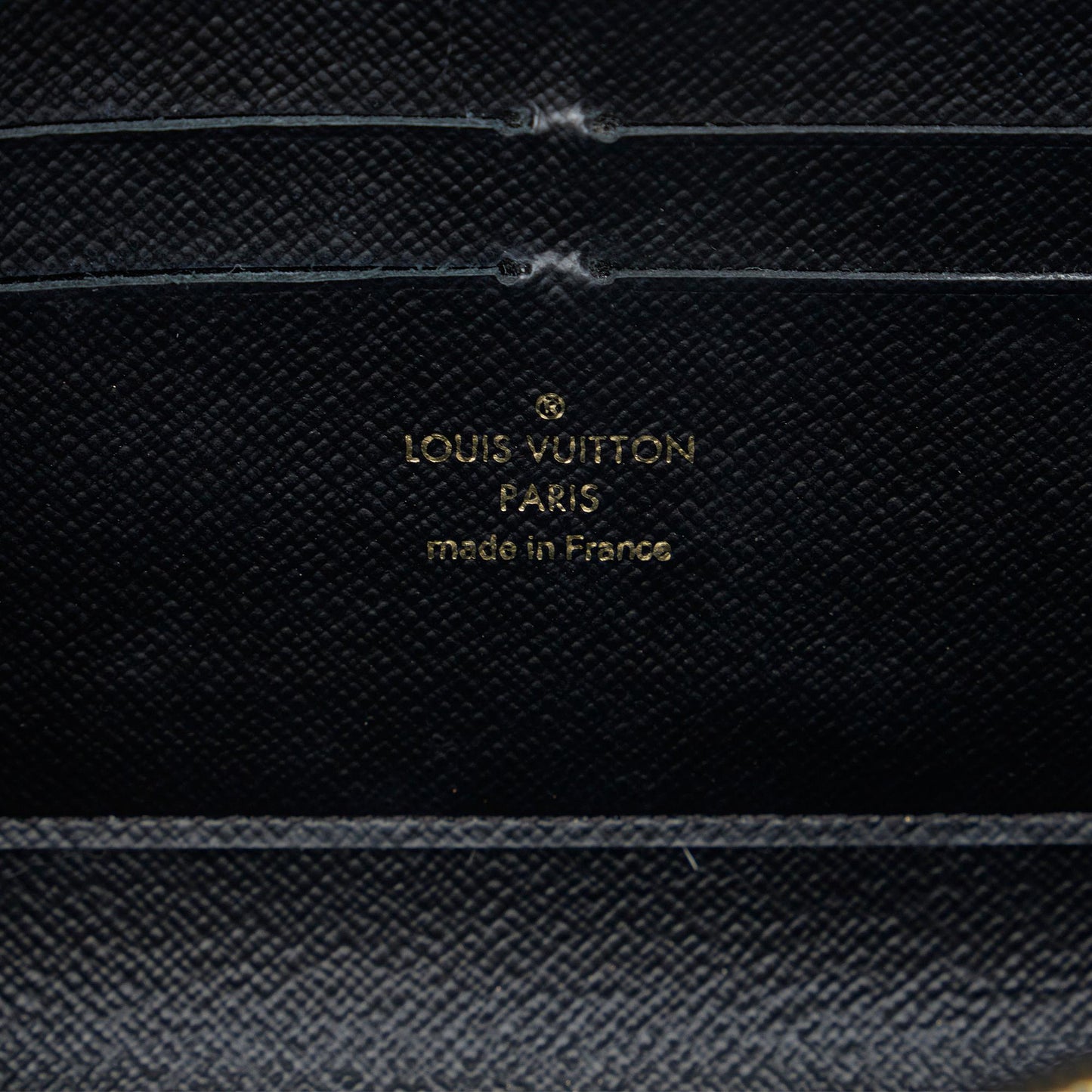 Louis Vuitton Epi Twist Love Lock Chain Wallet (SHG-WDV2bU)