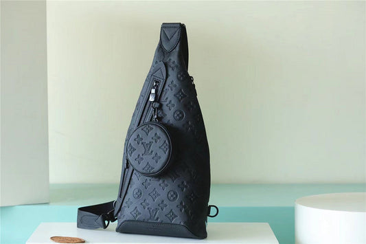 Franco Shops - Louis Vuittons  - 9952