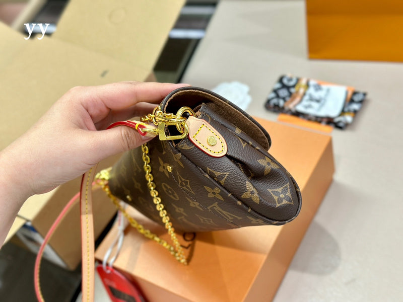 Franco Shops - Louis Vuittons  - 14990