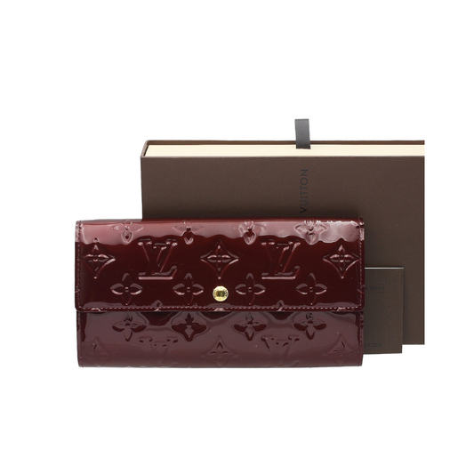 Louis-Vuitton Sarah Wallet Purple Vernis