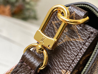 Louis Vuitton Felicie Strap & Go Bag