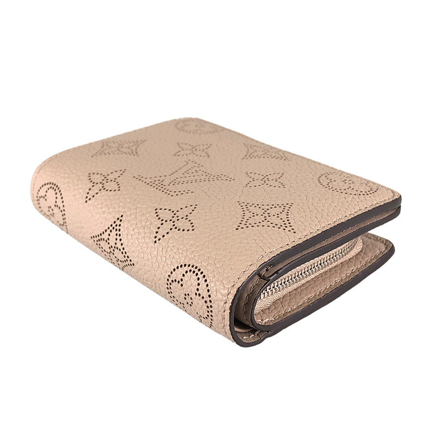 LOUIS VUITTON Mahina Portefeiulle Claire M80817 Bifold wallet