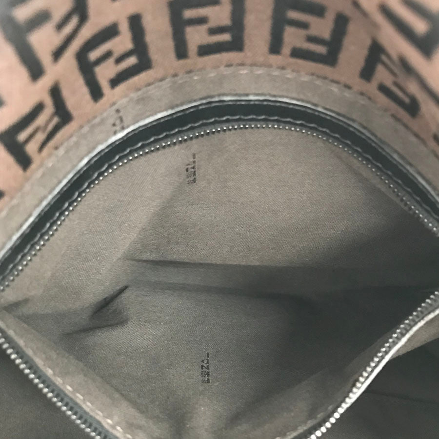 FENDI Mamma bucket one belt Shoulder Bag